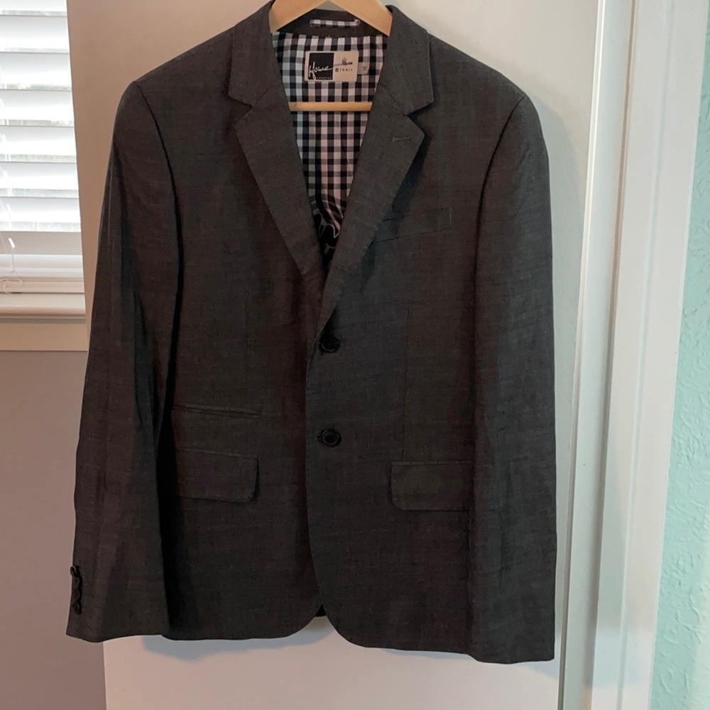 Men’s Howe 40 blazer grey textured.